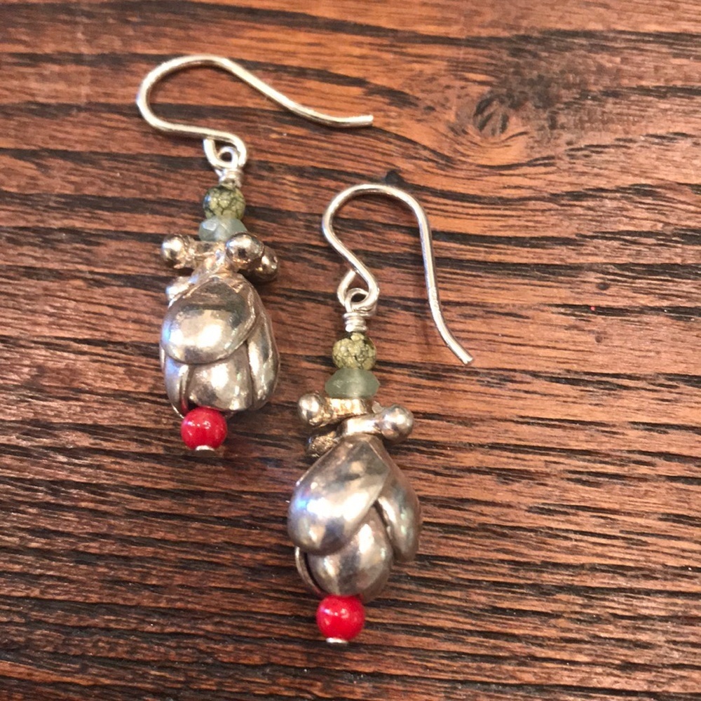 Beautiful Sundance Catalog Sterling “Rose” Earring